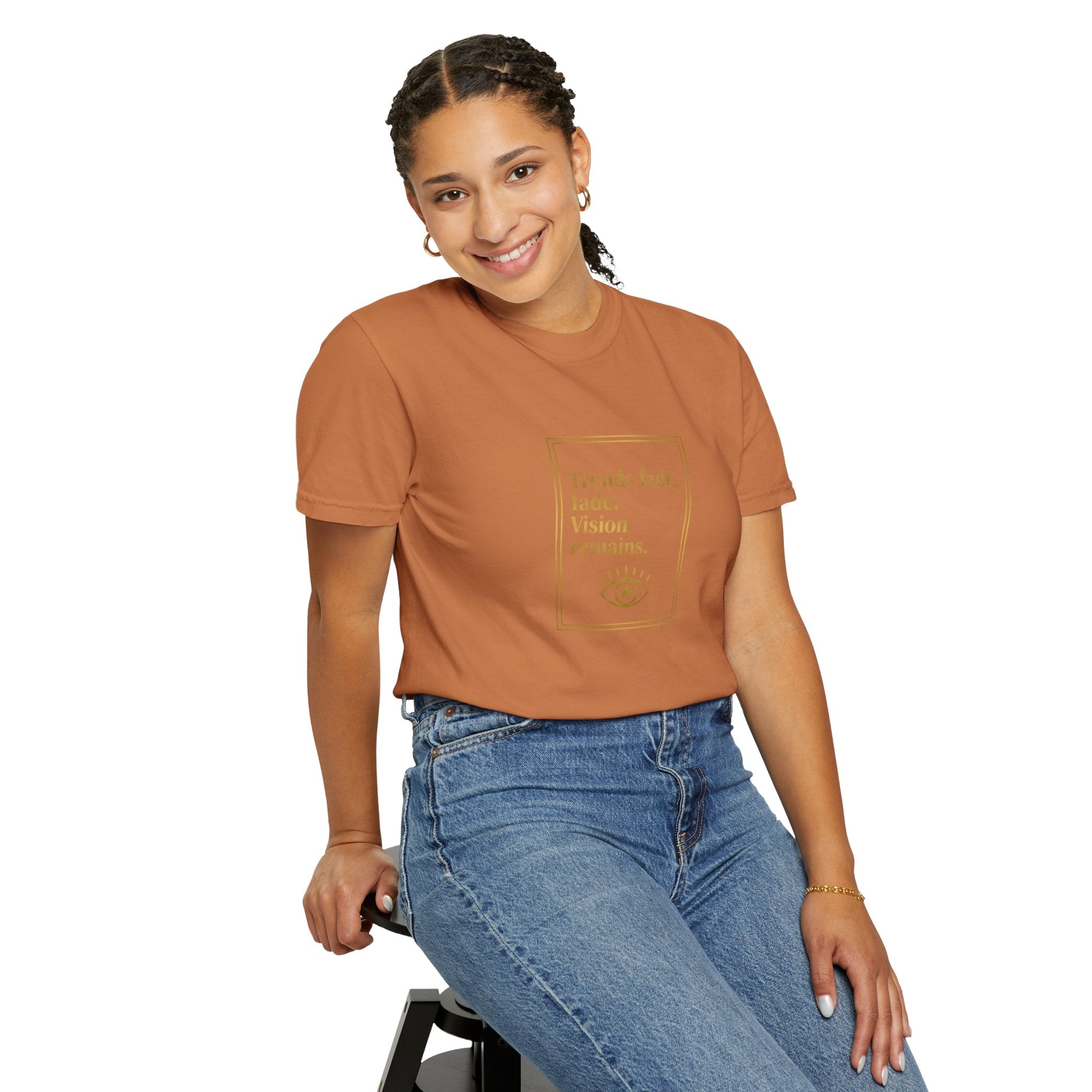 T-Shirt —Trends Fade. Vision Remains. | The Minimalist Graphic Tee